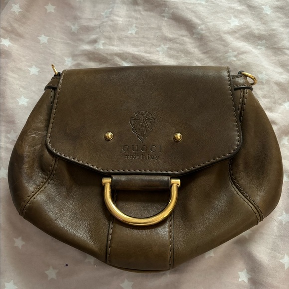Gucci - Picture 1 of 7